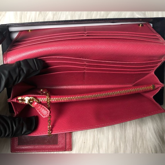 Prada Pink Peonia Textured Saffiano Triang Leather Wallet - Picture 12 of 17